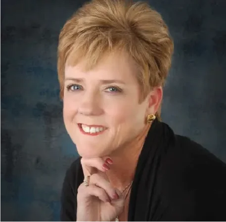 Laura Sullivan-Gallegos headshot